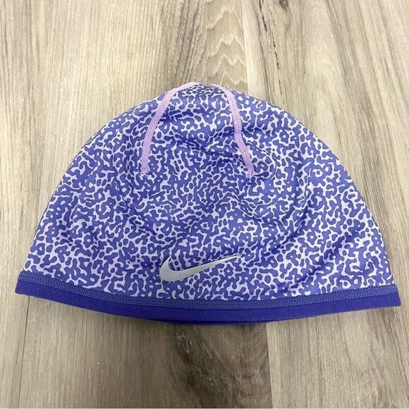 Nike Hat Girls OS Dri-Fit Reversible Purple Patterned Running Beanie - Picture 1 of 5